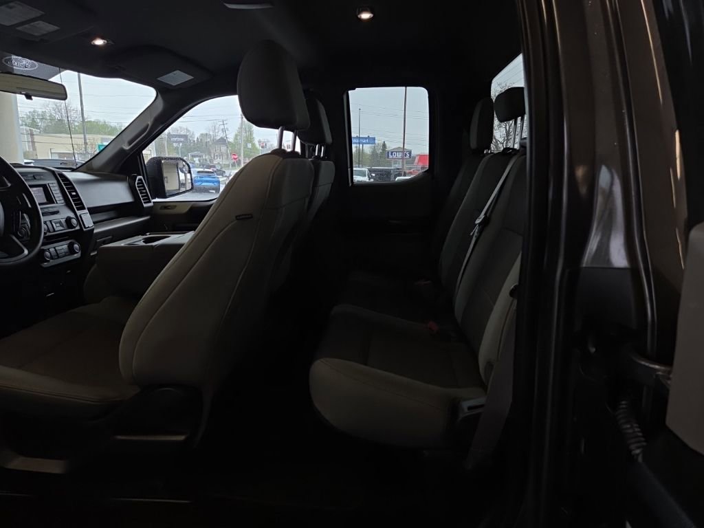 Used 2018 Ford F150 XL w/ Equipment Group 101A Mid AWD/4WD image 27