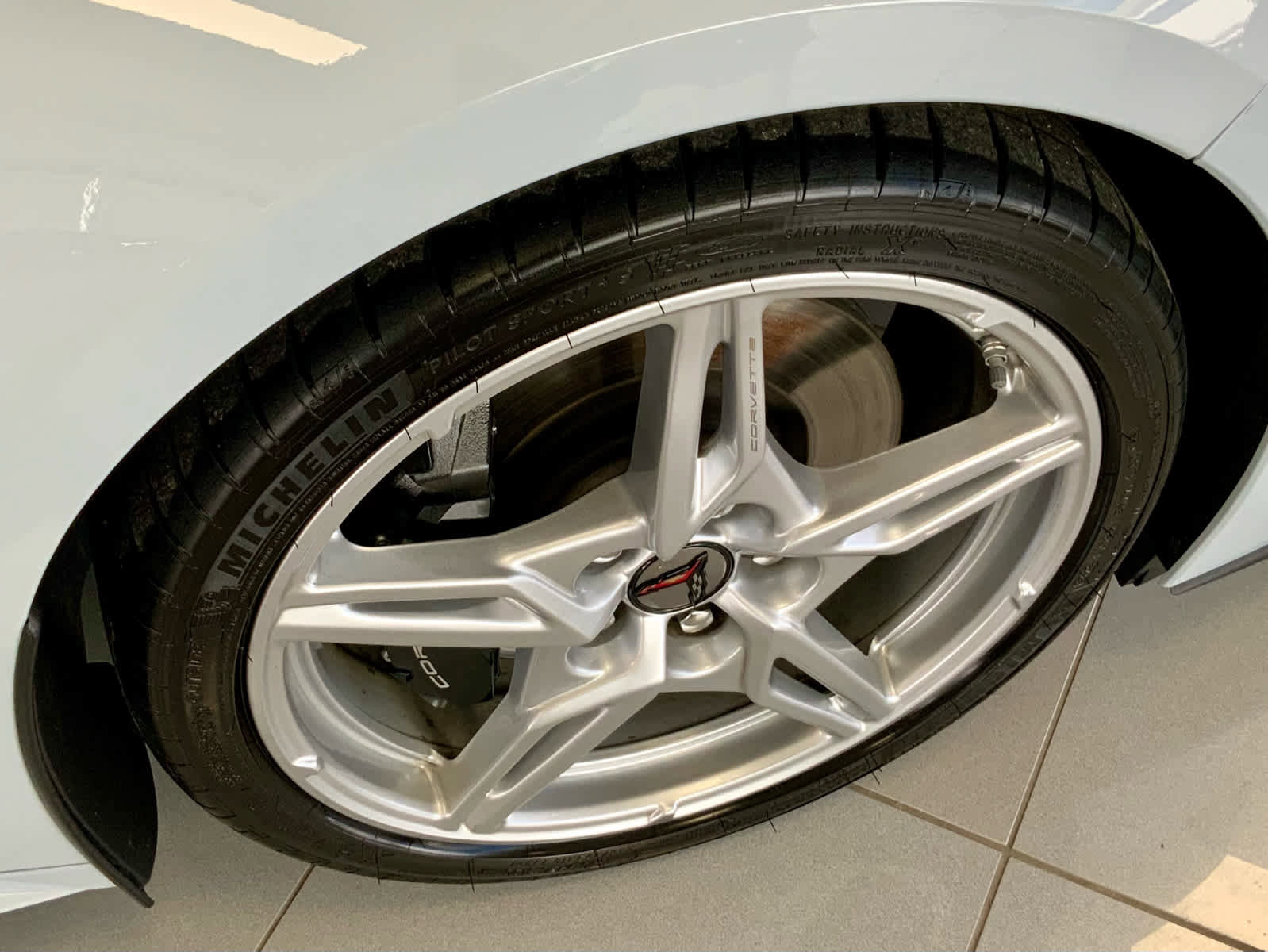 Used 2023 Chevrolet Corvette Stingray Coupe w/ Z51 Performance Package image 17