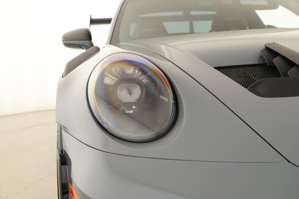 Used 2025 Porsche 911 GT3 RS RWD image 37