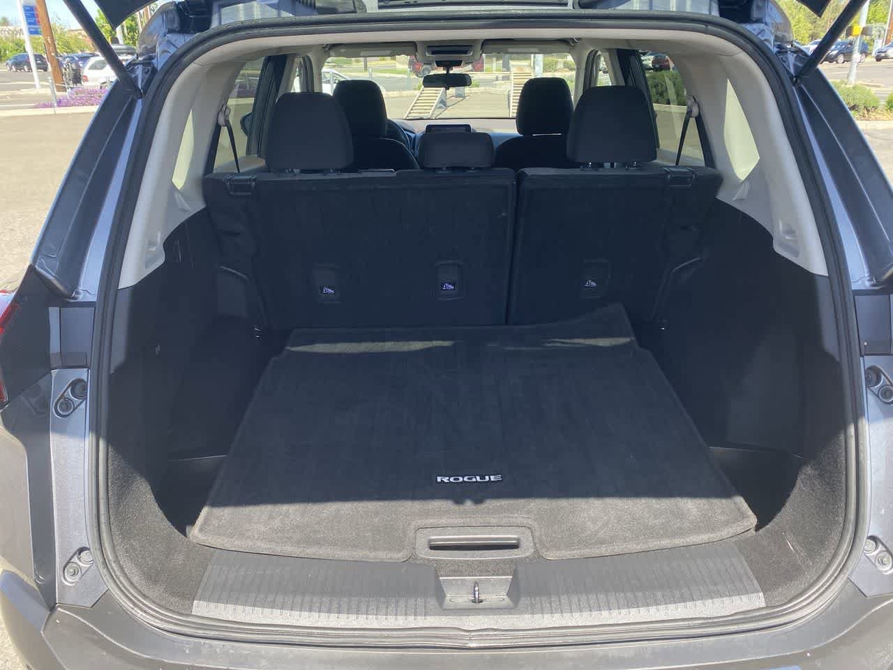 Used 2022 Nissan Rogue SV AWD/4WD image 22