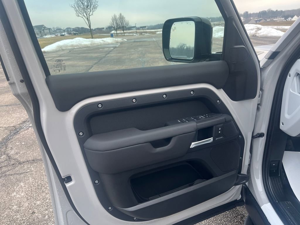 New 2026 Land Rover Defender 130 S image 10