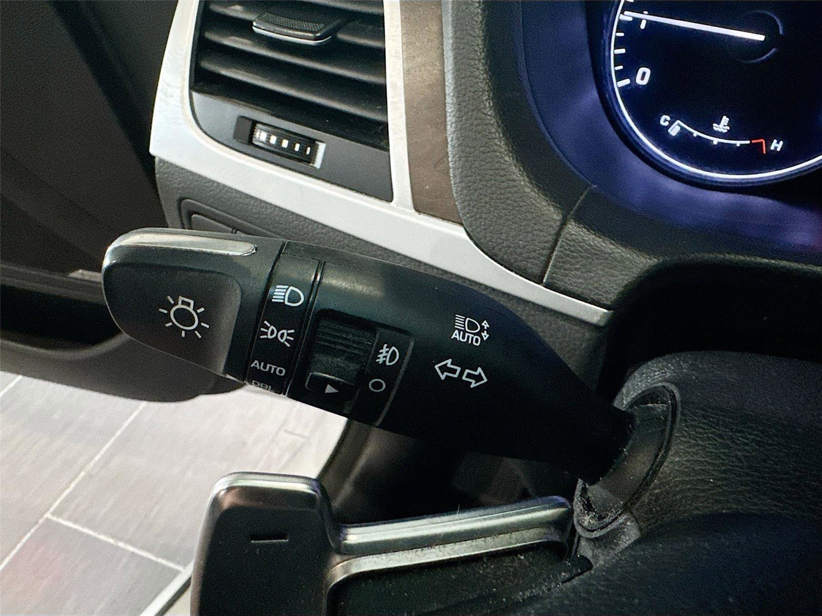 Used 2017 Genesis G80 3.8 w/ Option Group 03 image 5