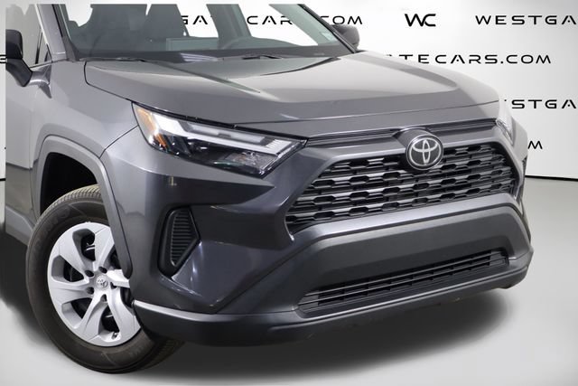 Used 2024 Toyota RAV4 LE FWD image 47