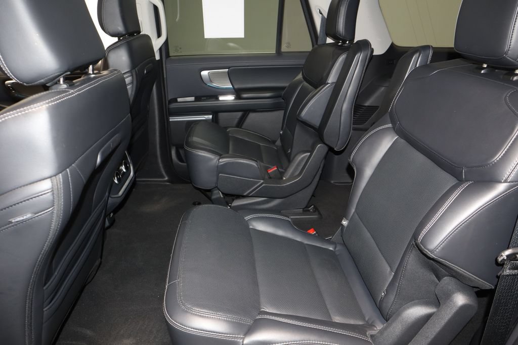 Certified 2025 Ford Expedition Max Platinum AWD/4WD image 22