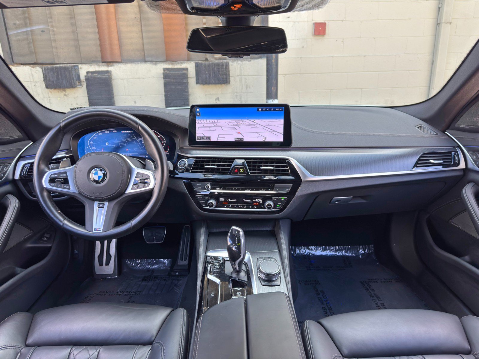 Used 2023 BMW M550i xDrive AWD/4WD image 13