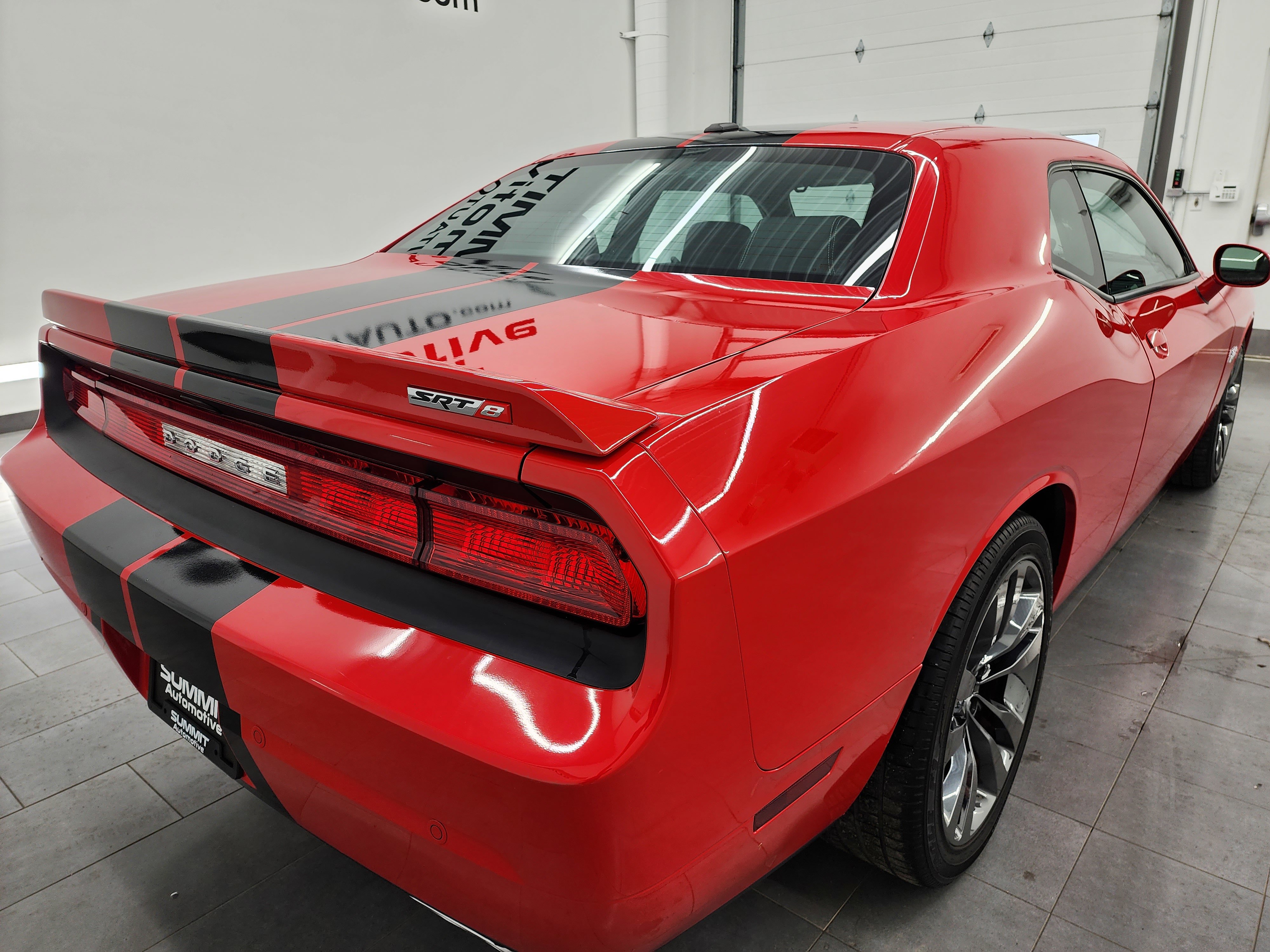 Used 2014 Dodge Challenger SRT8 image 5