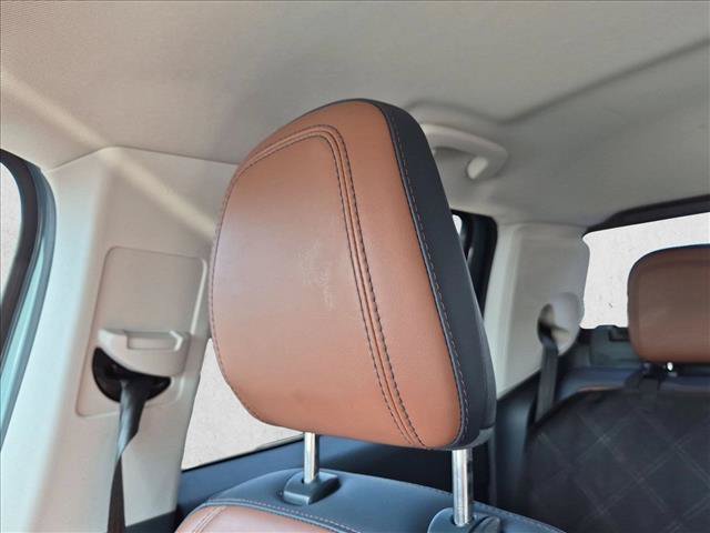 Used 2023 Ford Maverick Lariat FWD image 13