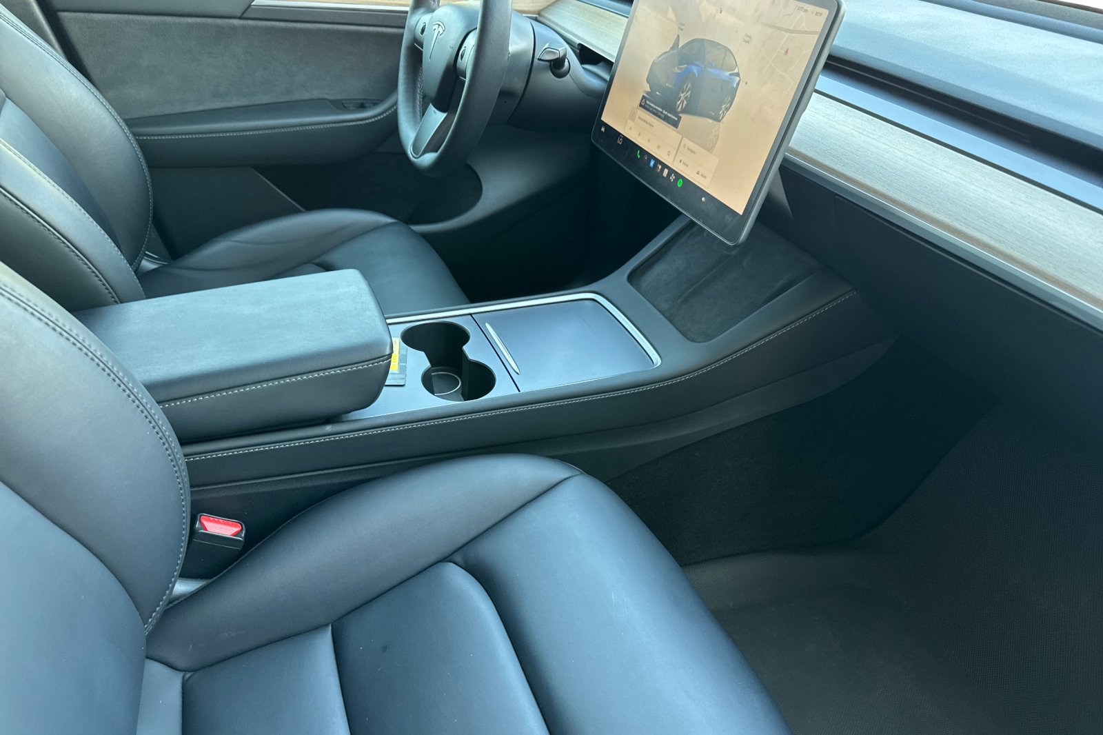 Used 2023 Tesla Model Y Long Range AWD/4WD image 17