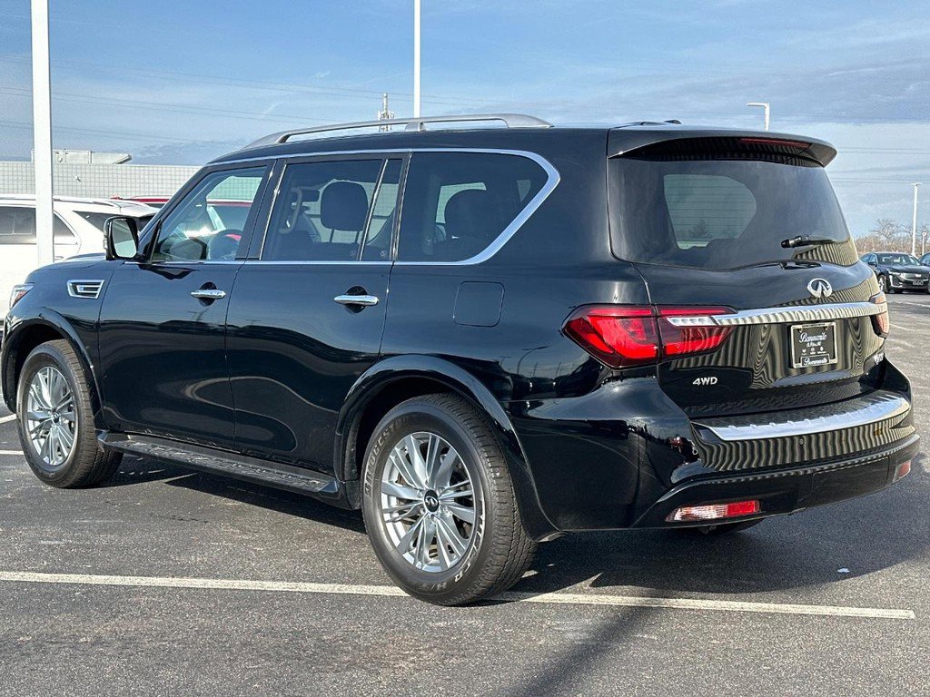 Used 2023 INFINITI QX80 Luxe w/ Cargo Package image 8