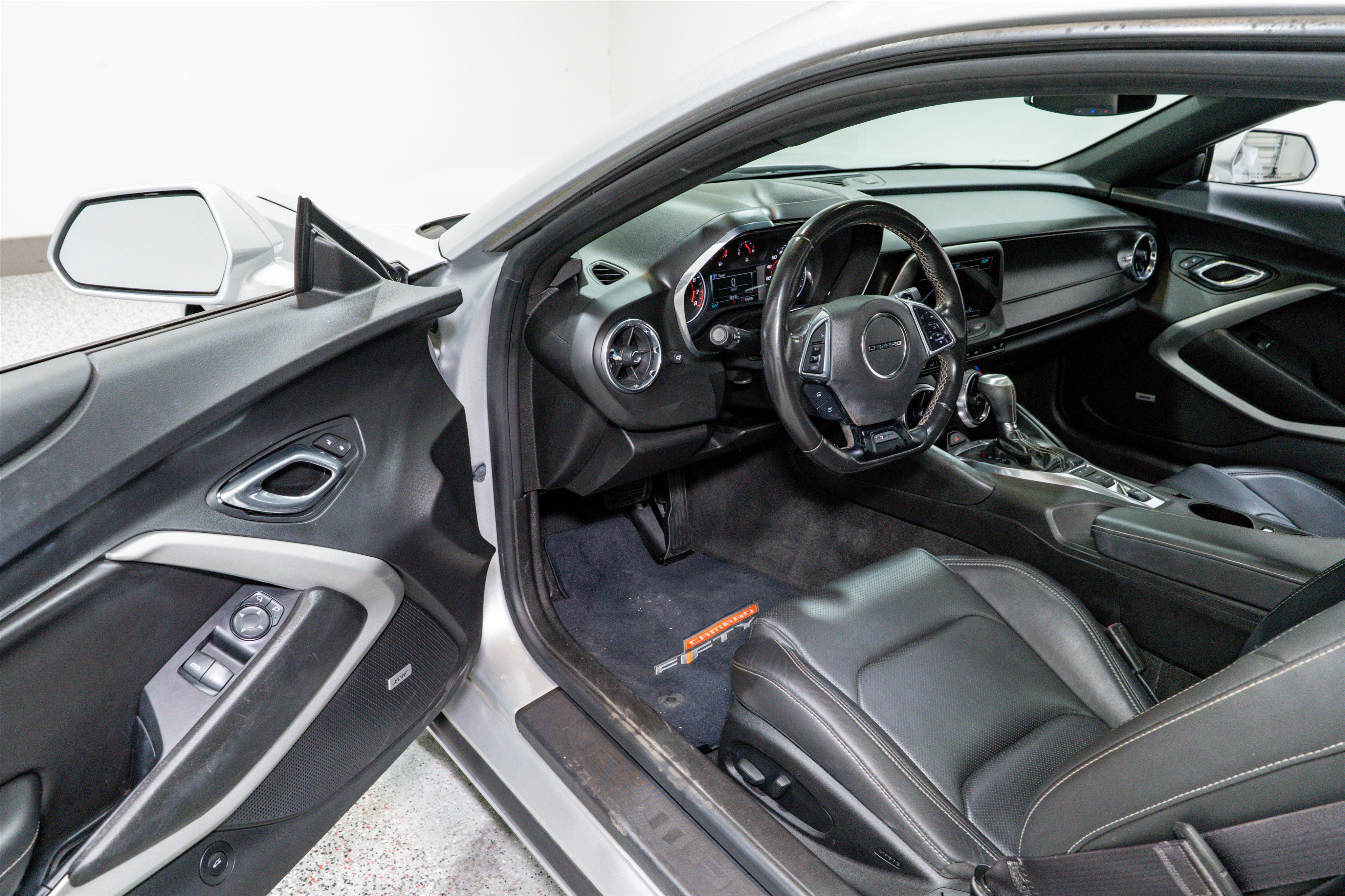 Used 2017 Chevrolet Camaro LT w/ RS Package image 12