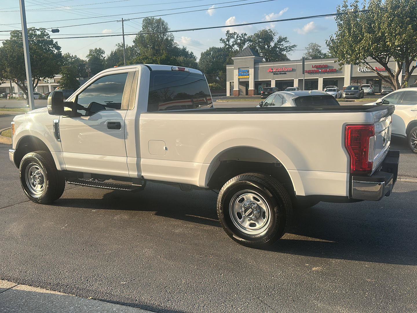 Used 2017 Ford F350 XL AWD/4WD image 5