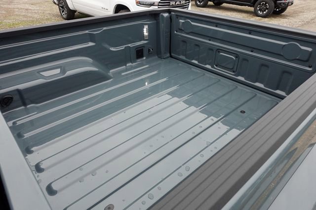 New 2026 Jeep Gladiator Sport image 25