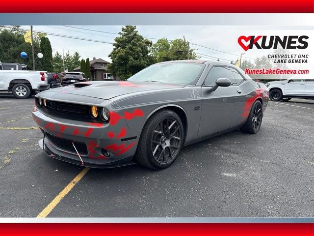 Used 2017 Dodge Challenger R/T w/ Quick Order Package 28P T/A RWD image 11