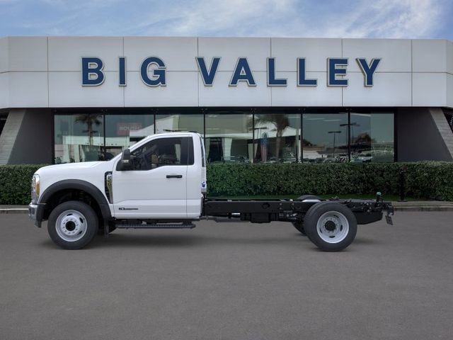 New 2026 Ford F550 2WD Regular Cab Super Duty image 3