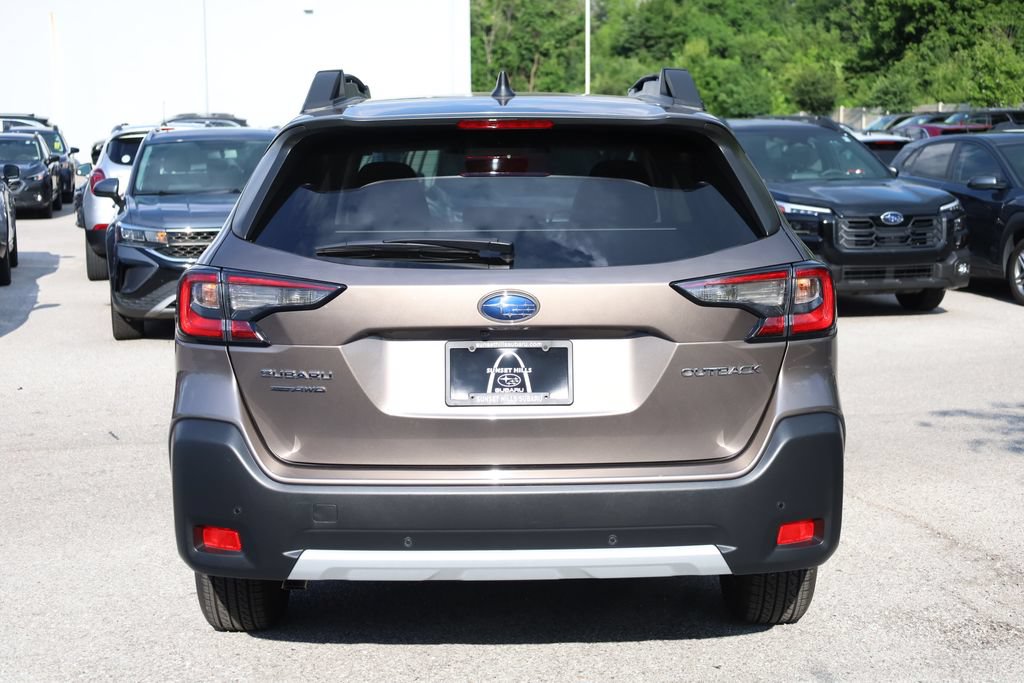 Certified 2024 Subaru Outback Limited AWD/4WD image 5