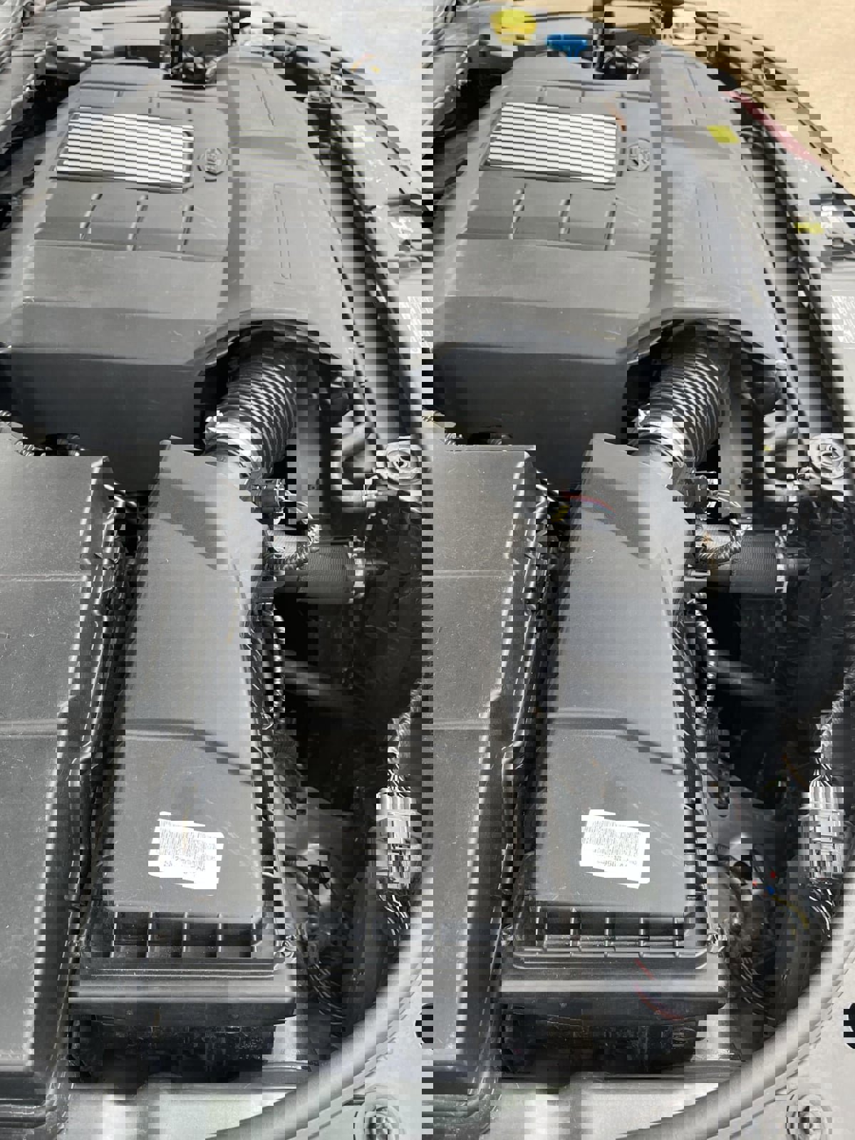 Used 2015 Land Rover LR4 HSE LUX image 11