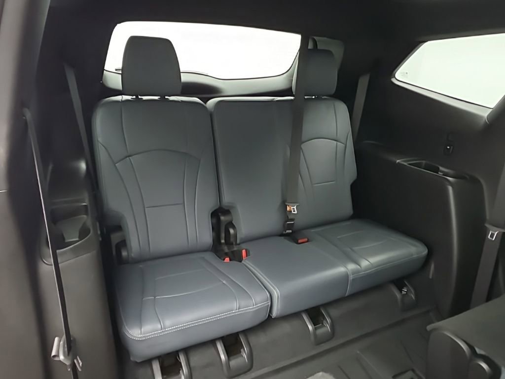 Used 2023 Buick Enclave Essence w/ Experience Buick Package AWD/4WD image 49