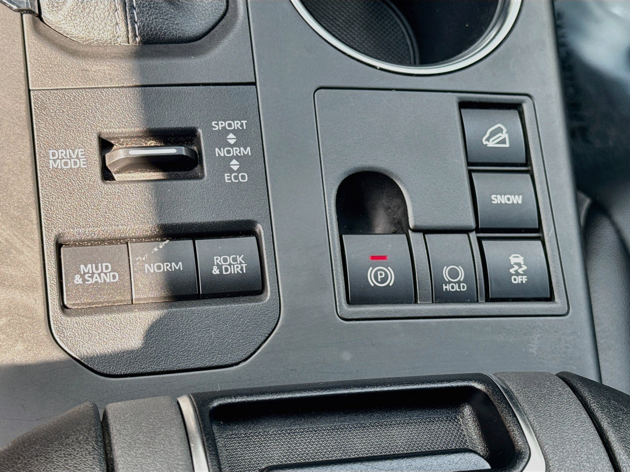 Used 2023 Toyota Highlander XLE AWD/4WD image 26
