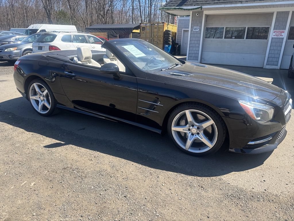 Used 2014 Mercedes-Benz SL 550 image 37