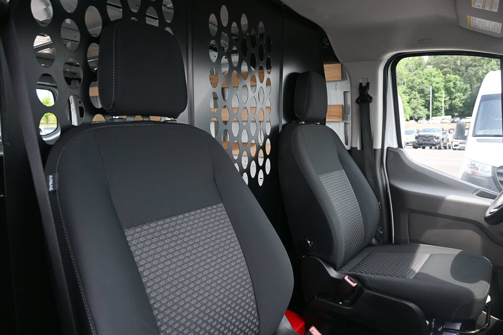 Used 2025 Ford Transit 250 Low Roof w/ Exterior Upgrade Package RWD image 16