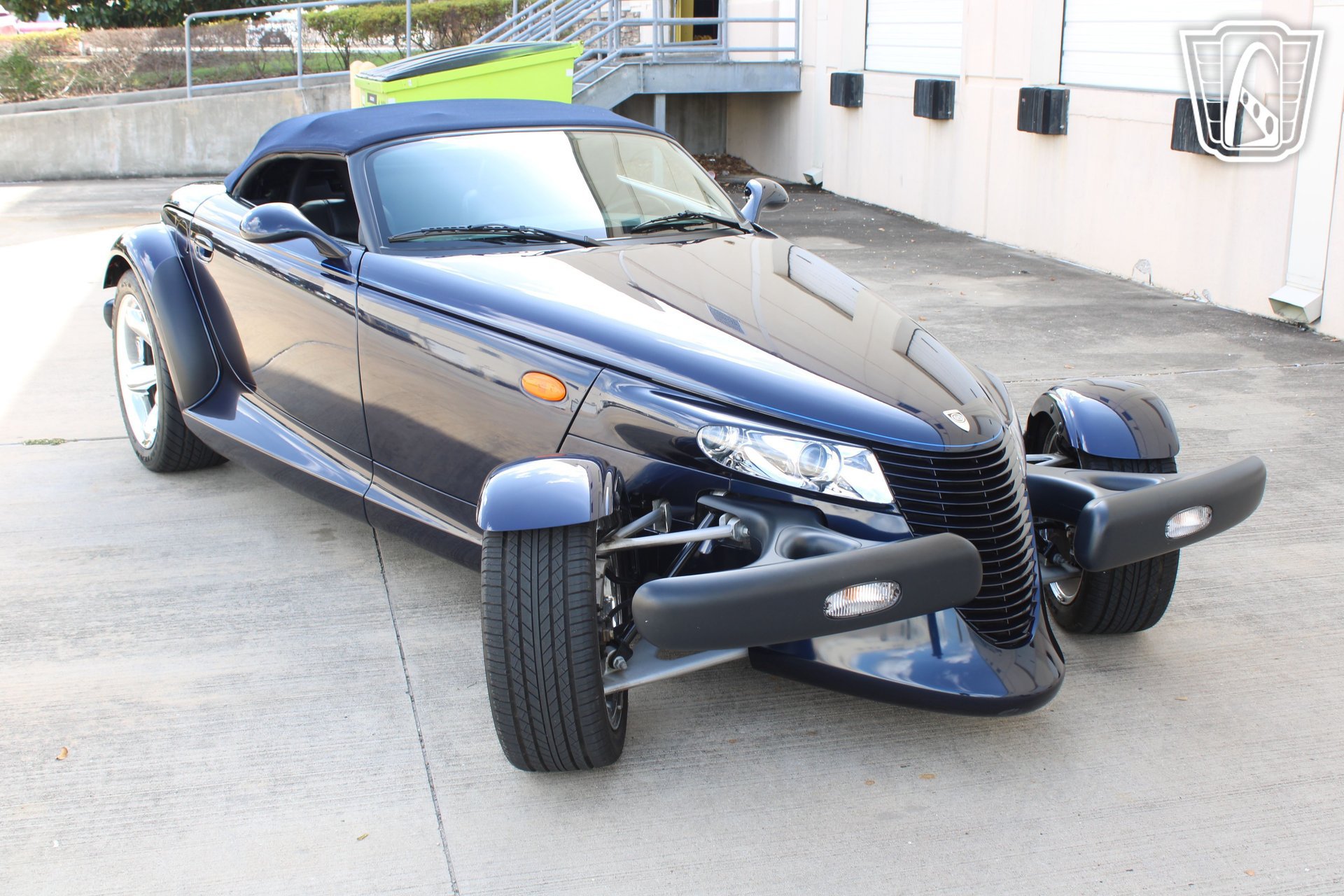 Used 2001 Chrysler Prowler RWD image 14