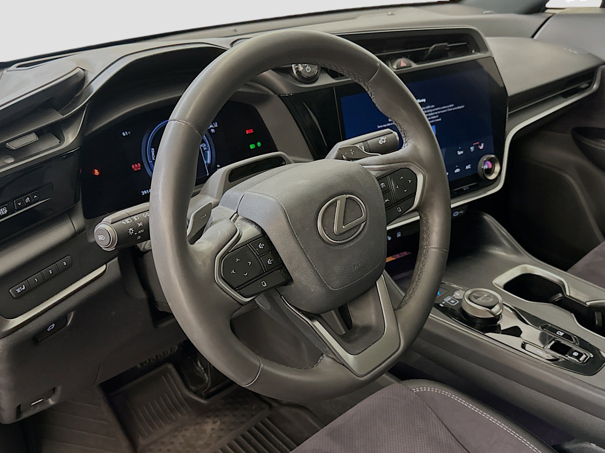 Used 2023 Lexus RZ 450e Premium w/ Accessory Package (2T) image 18