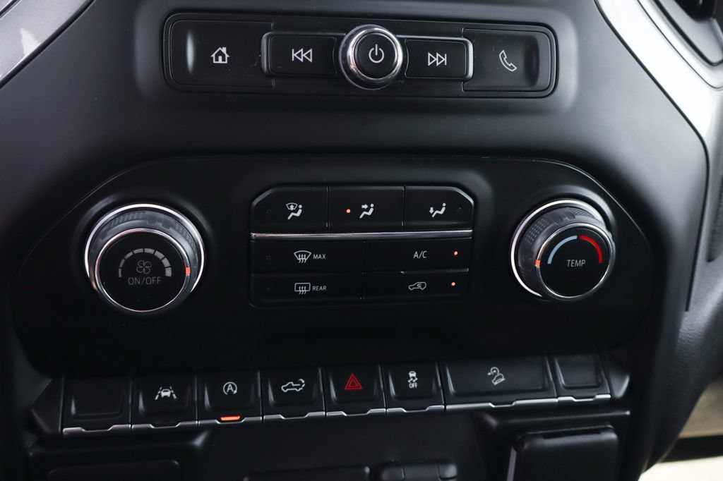 Used 2025 Chevrolet Silverado 1500 Custom Trail Boss w/ Dark Appearance Package AWD/4WD image 38