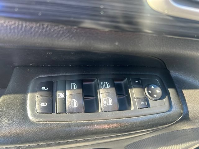 Used 2020 Jeep Grand Cherokee Altitude AWD/4WD image 19
