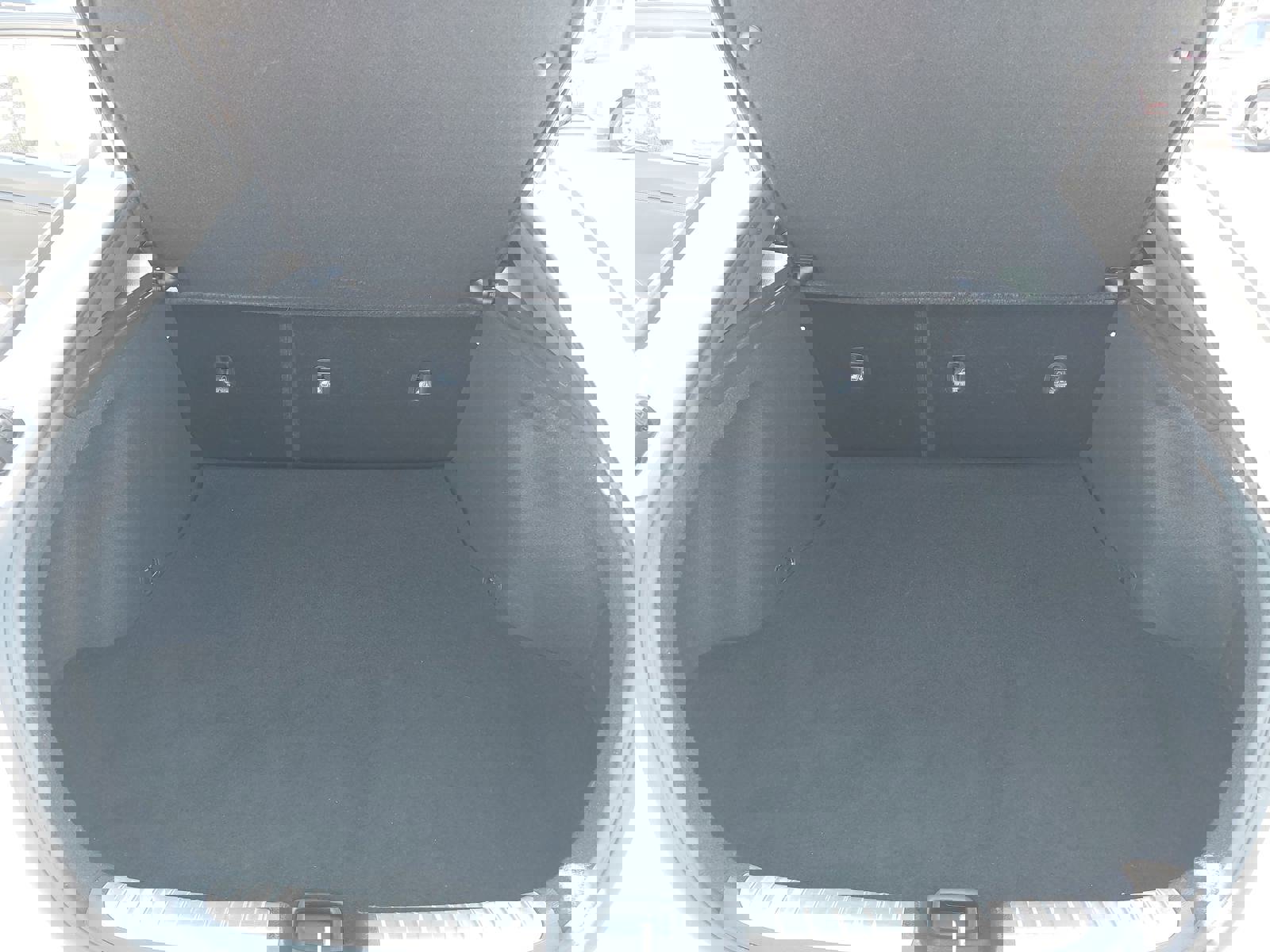 Used 2020 Kia Stinger GT-Line w/ Sun & Sound Package image 14