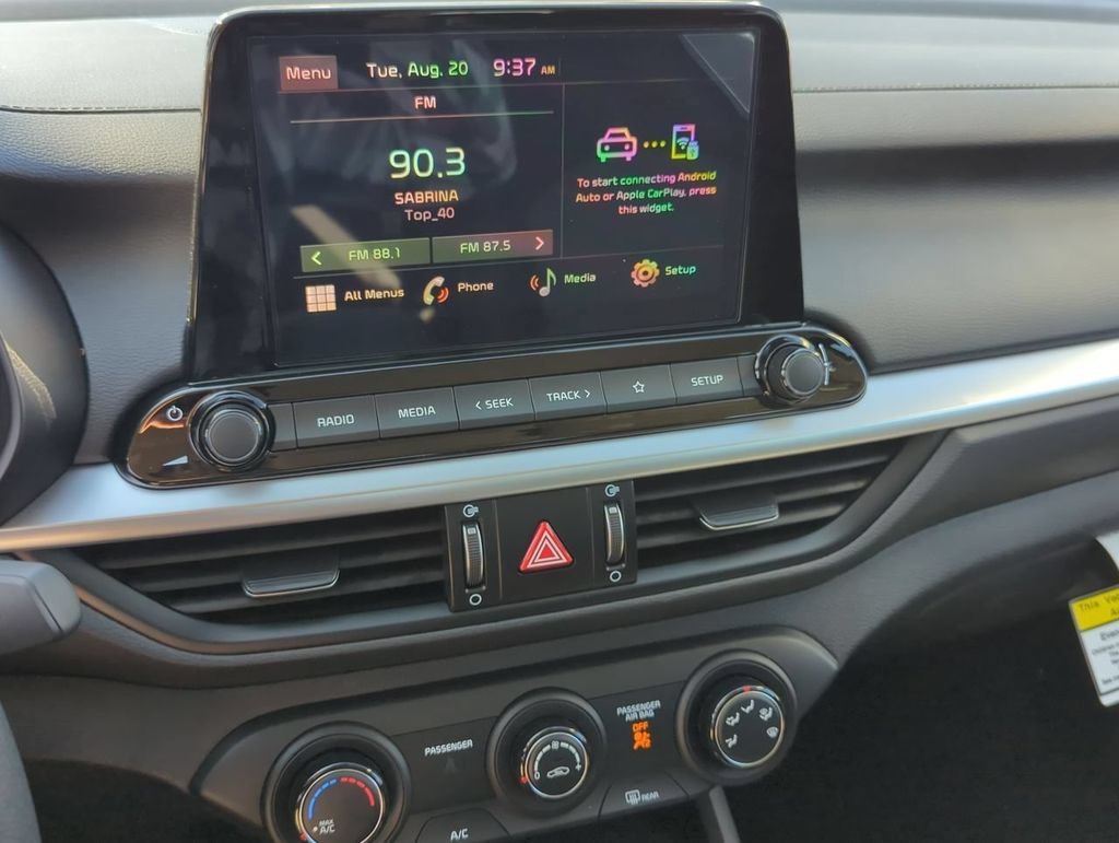 Certified 2024 Kia Forte LXS w/ LXS Technology Package FWD image 12