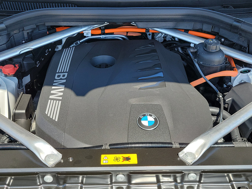 New 2026 BMW X5 xDrive50e w/ M Sport Package AWD/4WD image 36