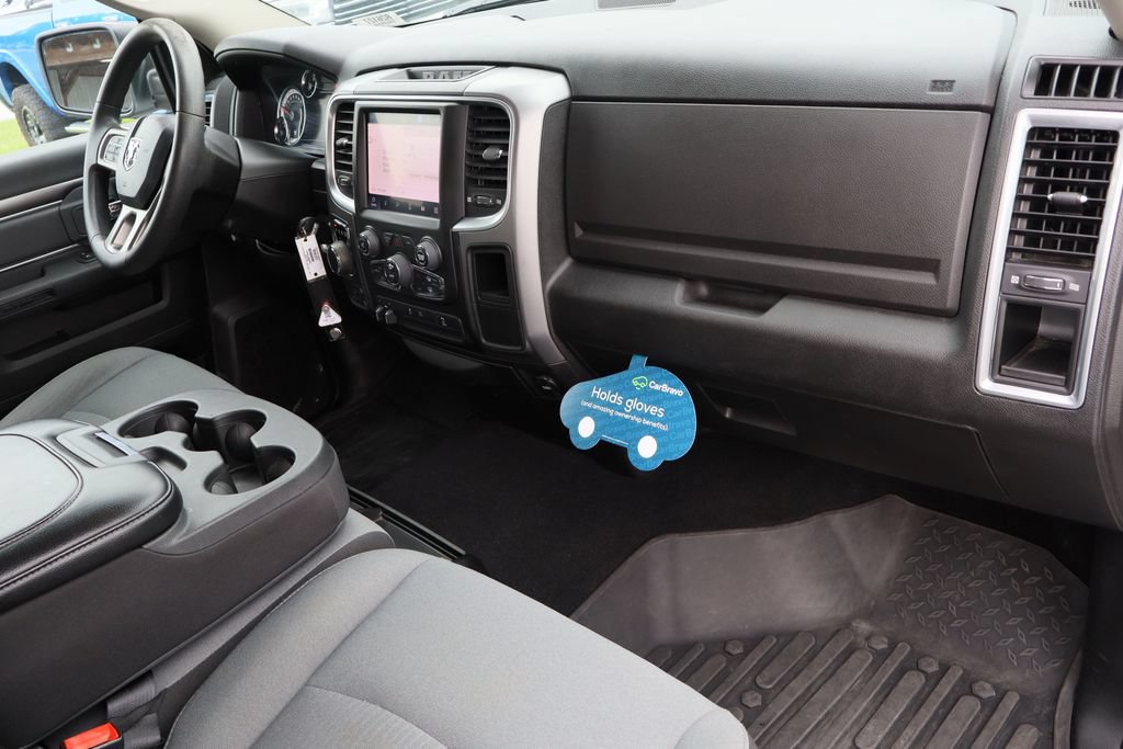 Used 2022 RAM 1500 Classic SLT w/ Electronics Group AWD/4WD image 27