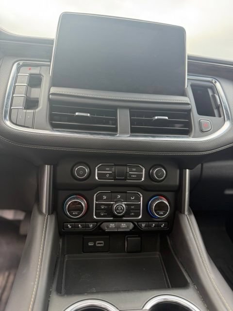 Used 2023 Chevrolet Tahoe Premier AWD/4WD image 7