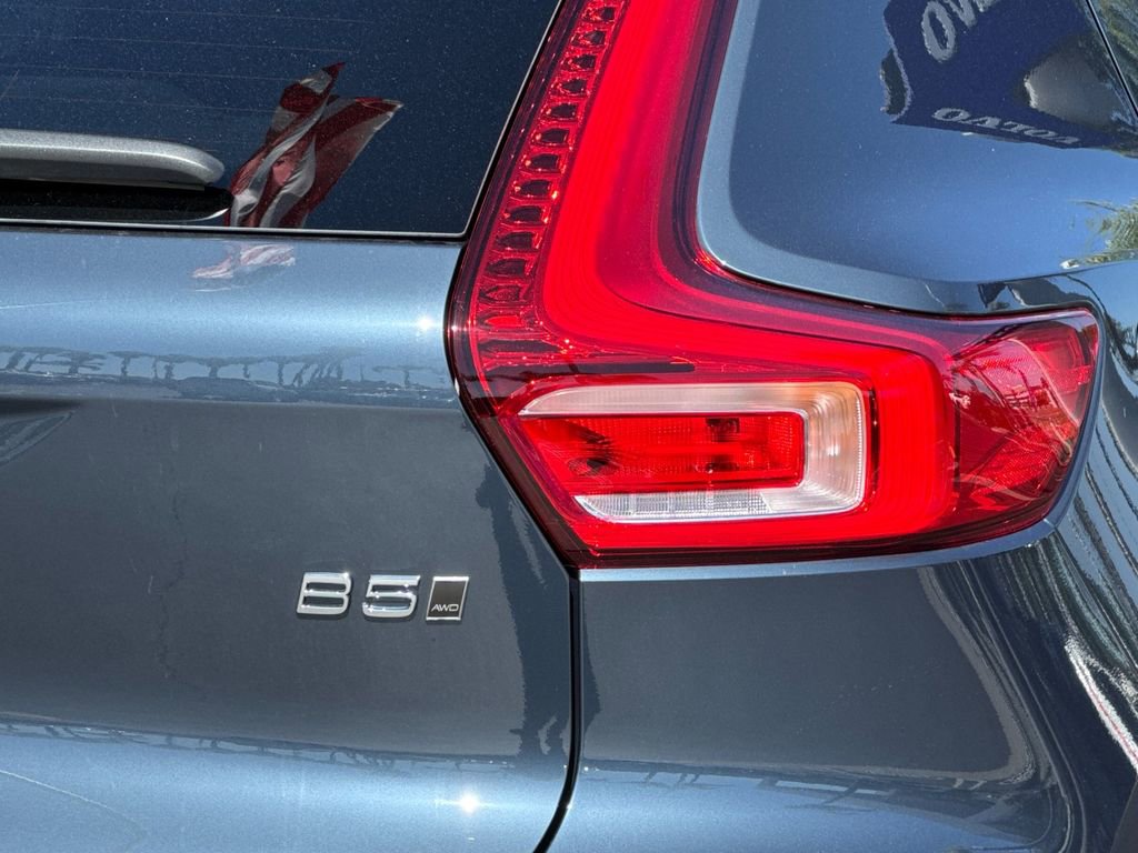 New 2026 Volvo XC40 B5 Core image 26