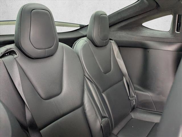 Used 2022 Tesla Model X Plaid image 19