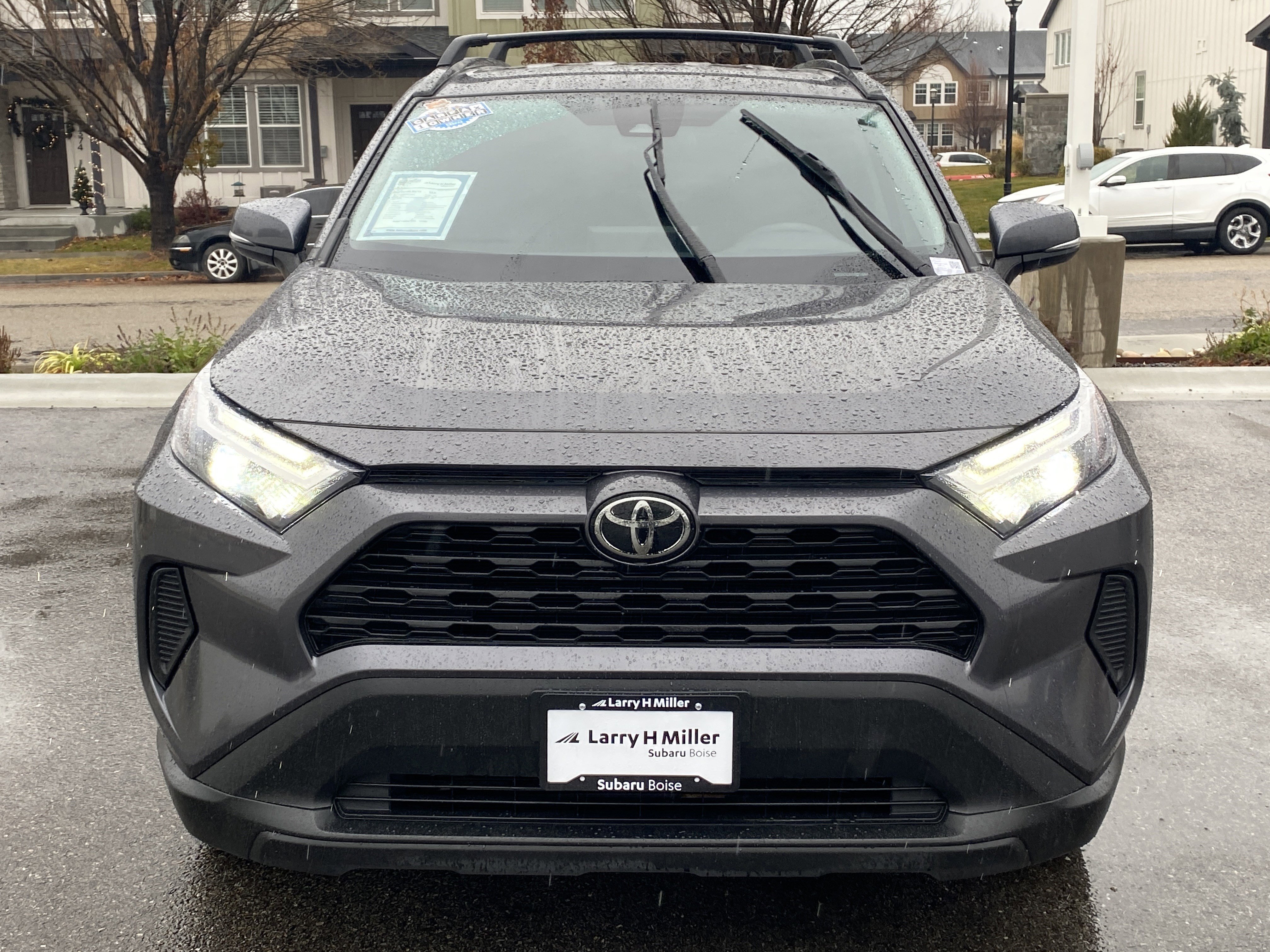 Used 2022 Toyota RAV4 XLE image 9