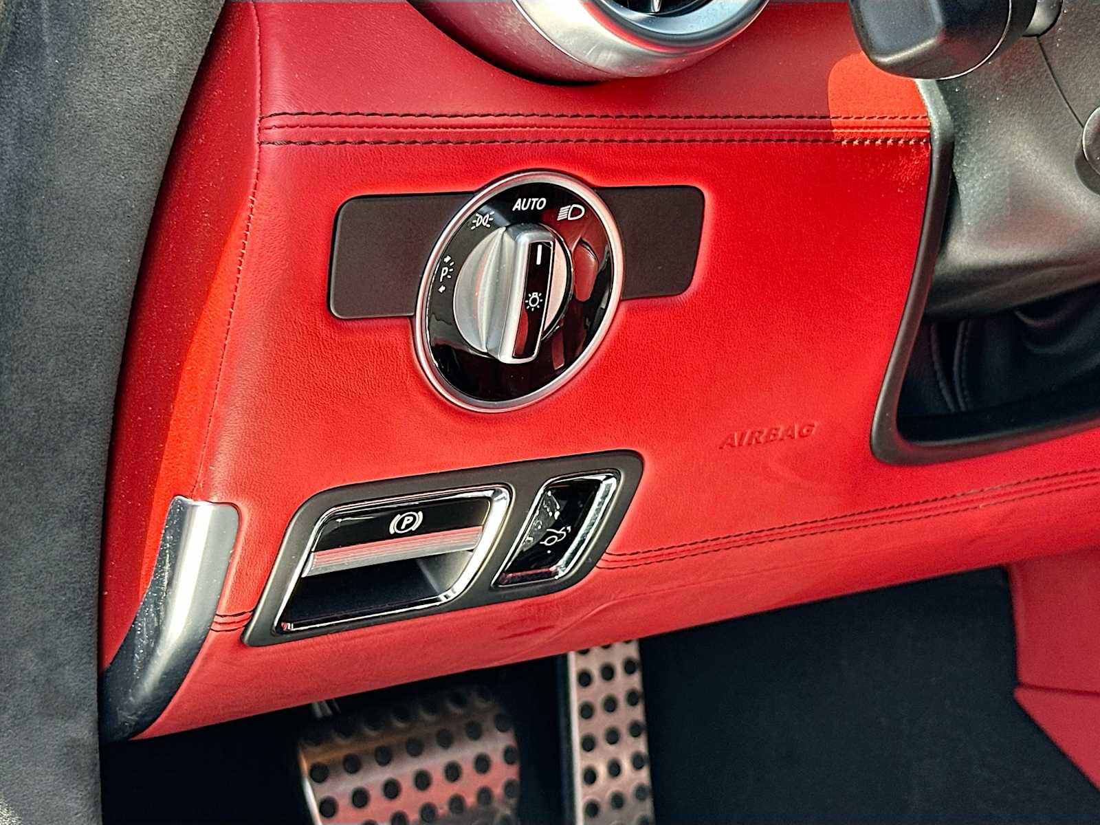 Used 2012 Mercedes-Benz SLS AMG Roadster image 10