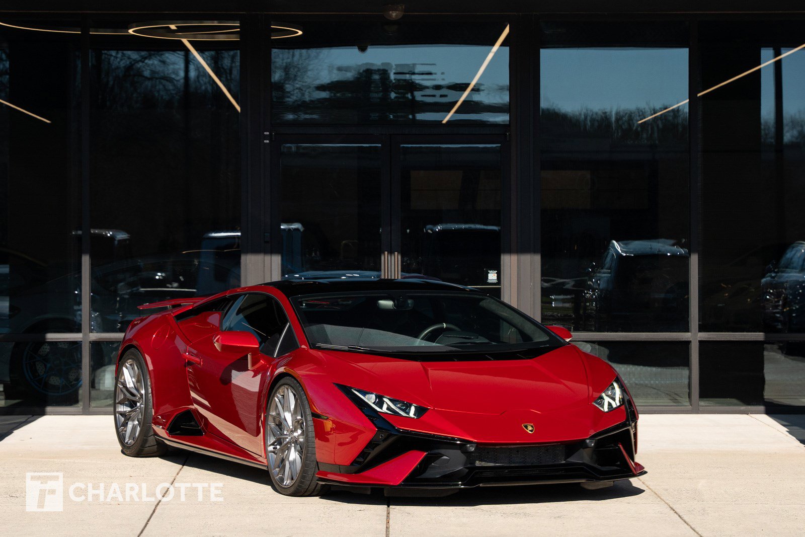 Used 2023 Lamborghini Huracan Tecnica image 1