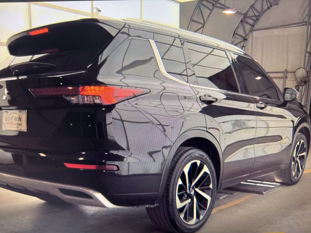 Used 2024 Mitsubishi Outlander SEL image 5