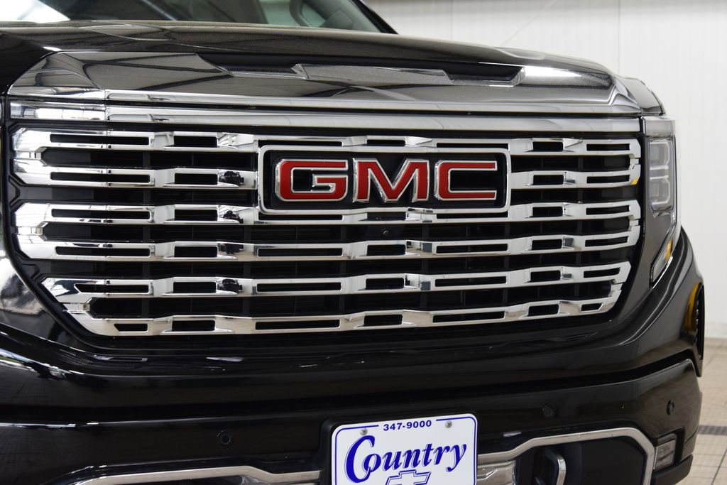 Used 2024 GMC Sierra 1500 Denali w/ Denali Reserve Package AWD/4WD image 11