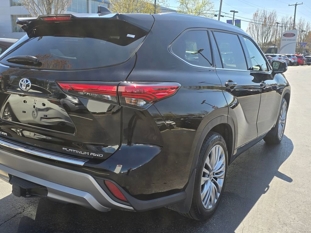 Used 2023 Toyota Highlander Platinum AWD/4WD image 8