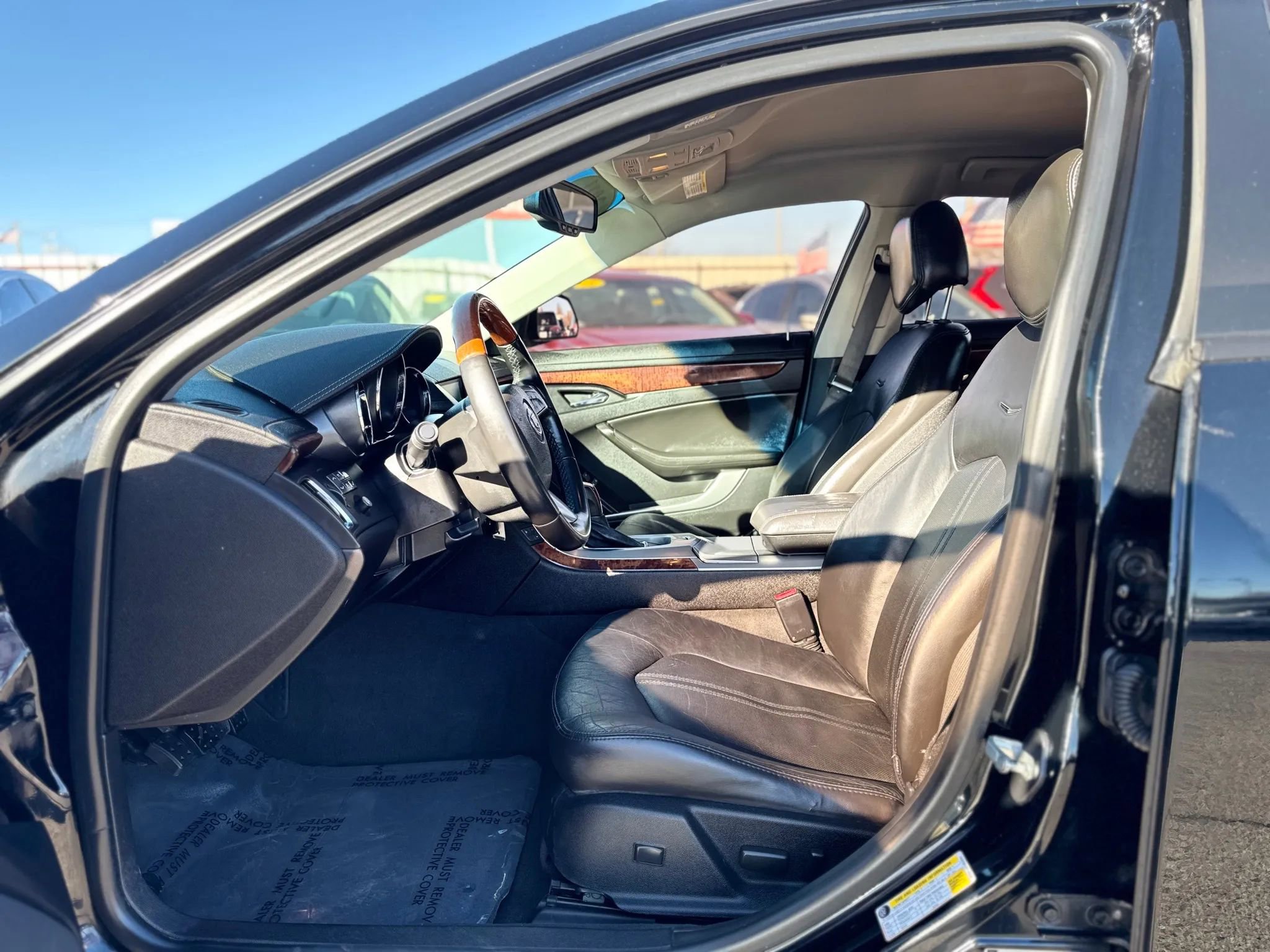 Used 2011 Cadillac CTS Luxury RWD image 32