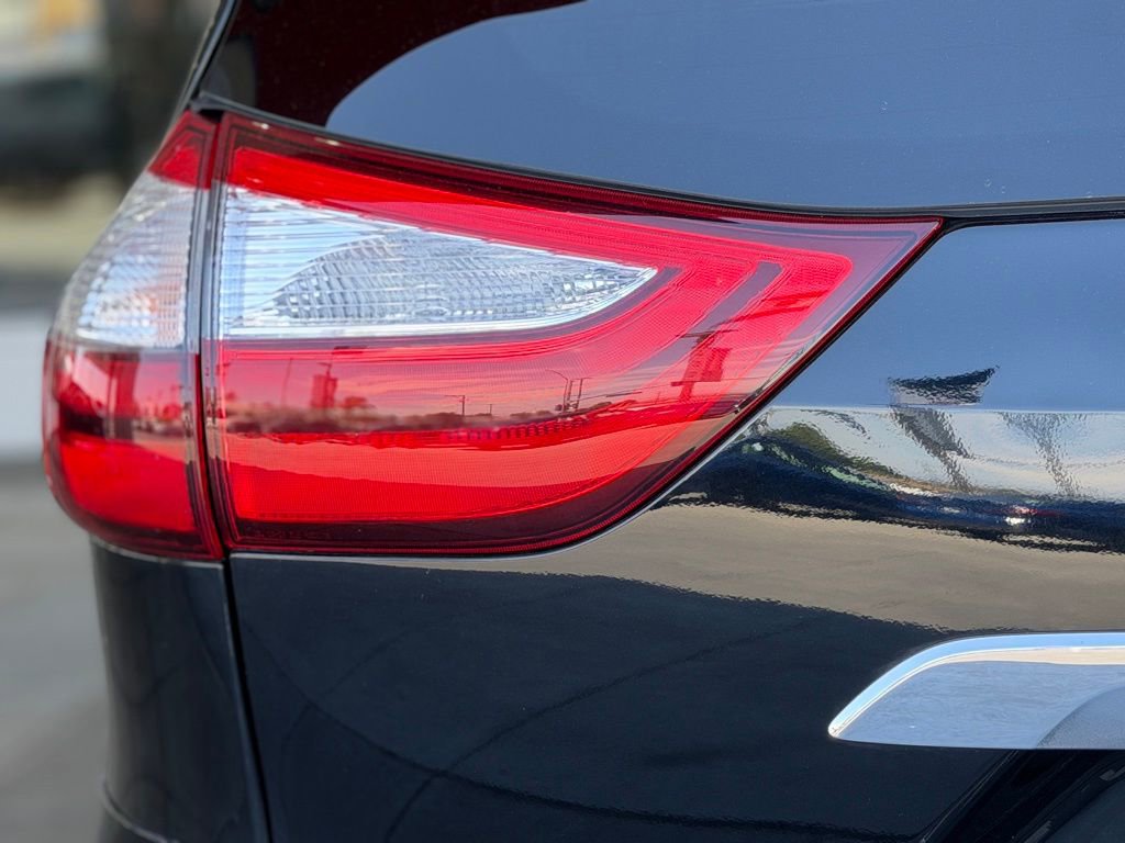 Certified 2017 Toyota Sienna Limited image 11