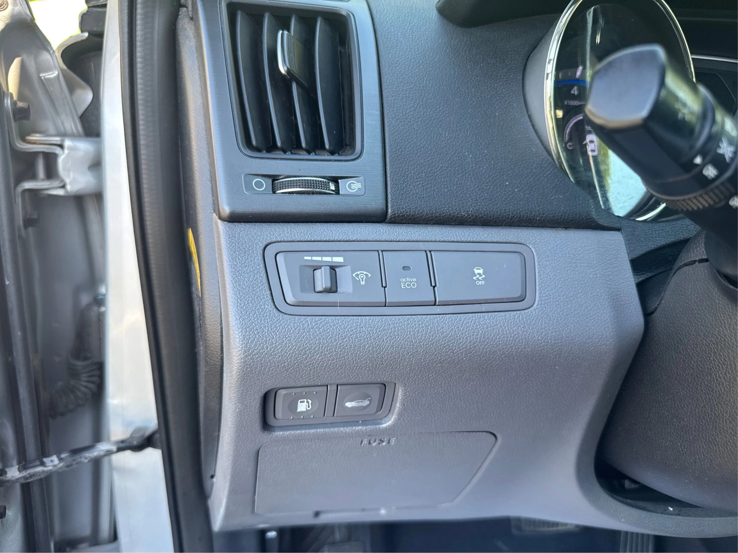 Used 2013 Hyundai Sonata SE w/ Navigation & Sunroof Pkg FWD image 21