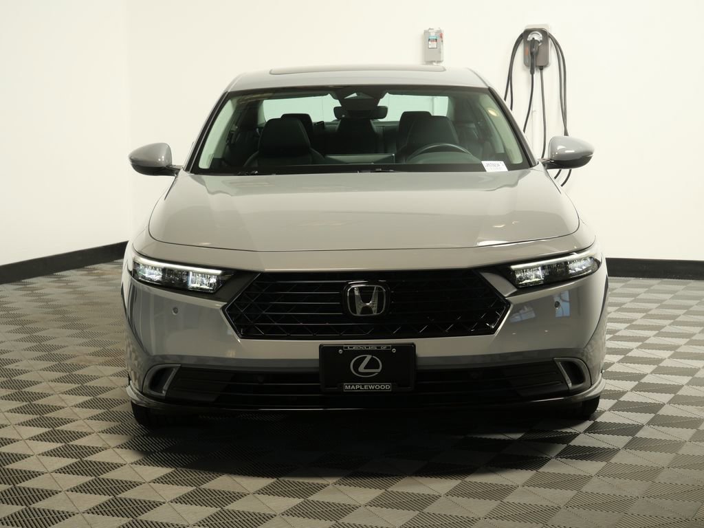 Used 2024 Honda Accord EX-L image 2