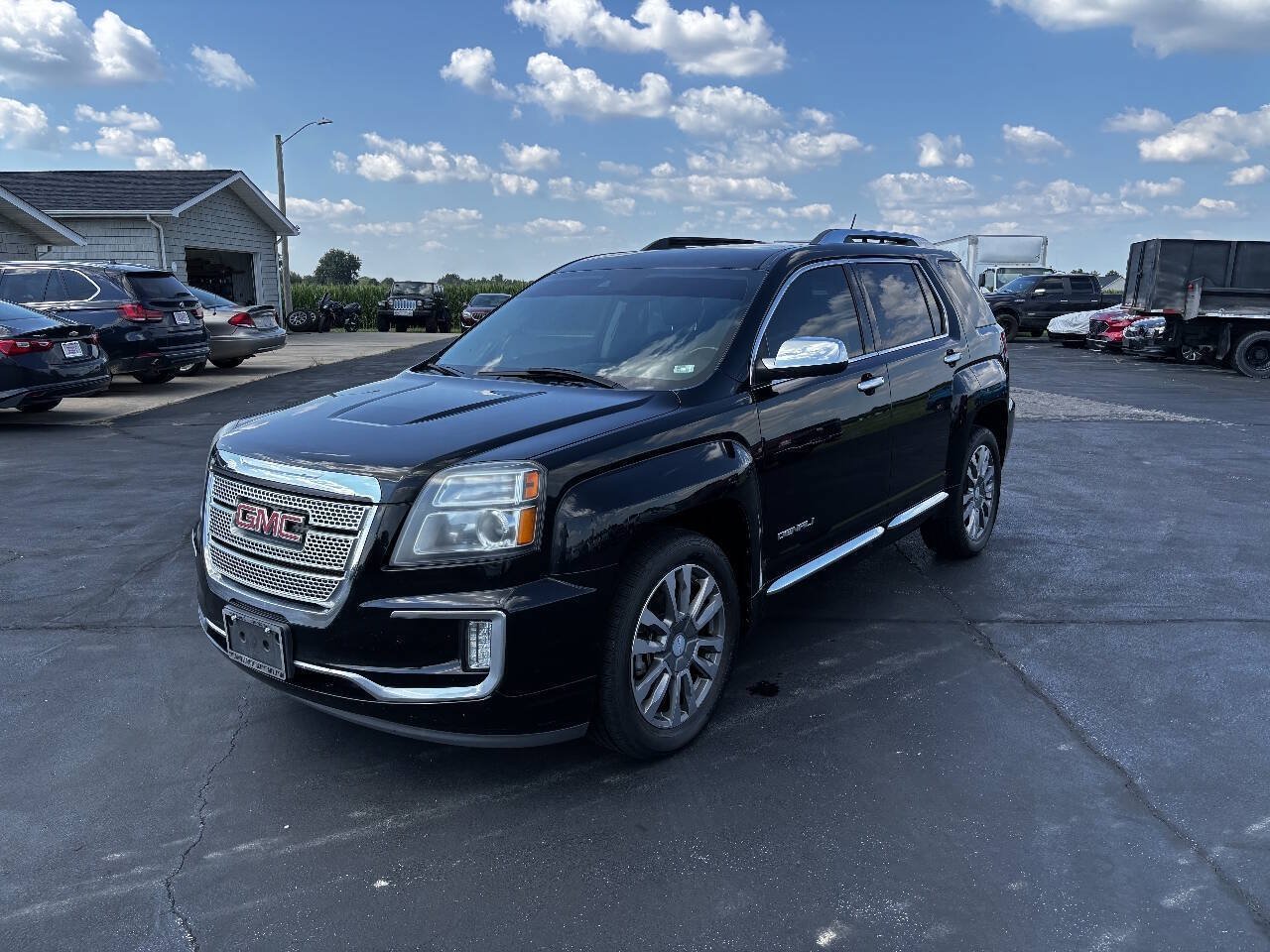Used 2017 GMC Terrain Denali FWD image 2
