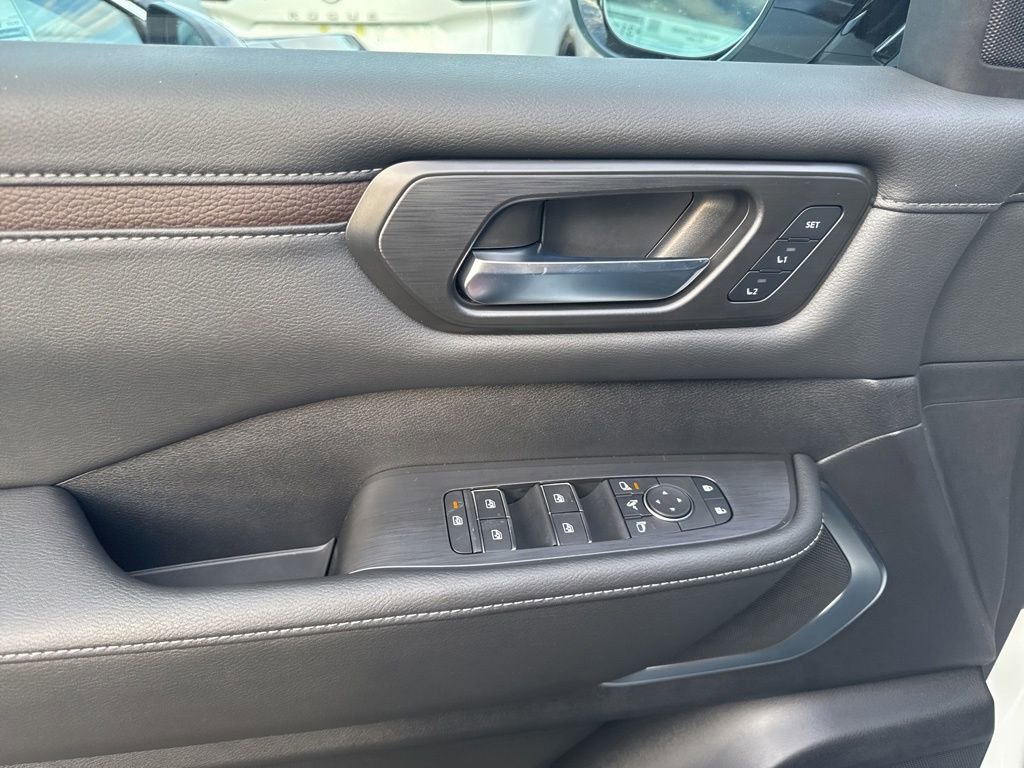 New 2026 Nissan Armada Platinum Reserve image 9