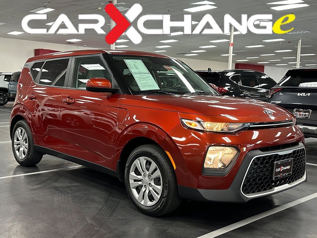 Used 2020 Kia Soul LX image 1