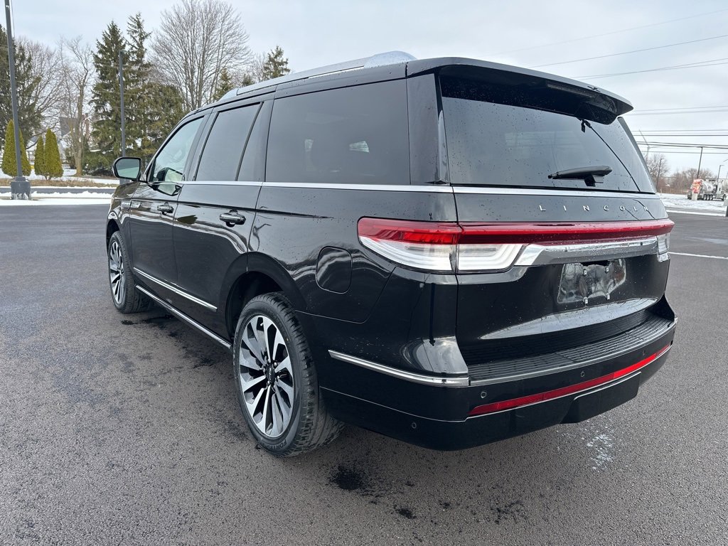Used 2022 Lincoln Navigator Reserve image 7
