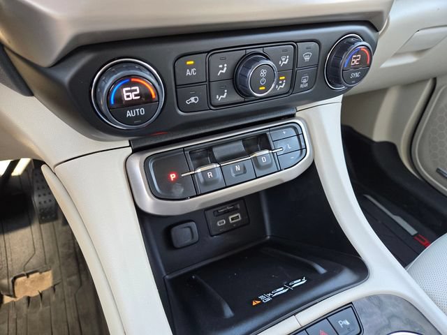 Used 2023 GMC Acadia Denali AWD/4WD image 20